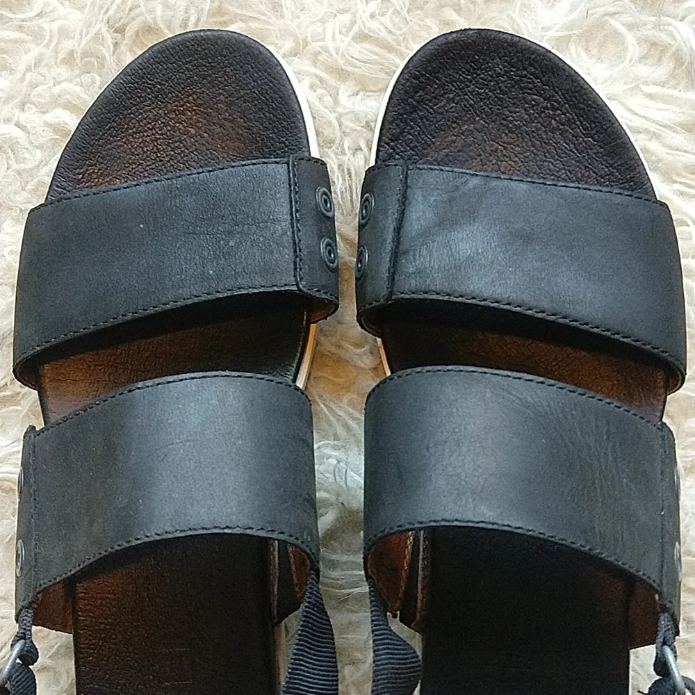 Sorel Torpeda Sandals Black Sling Back Flat Comfortable 10